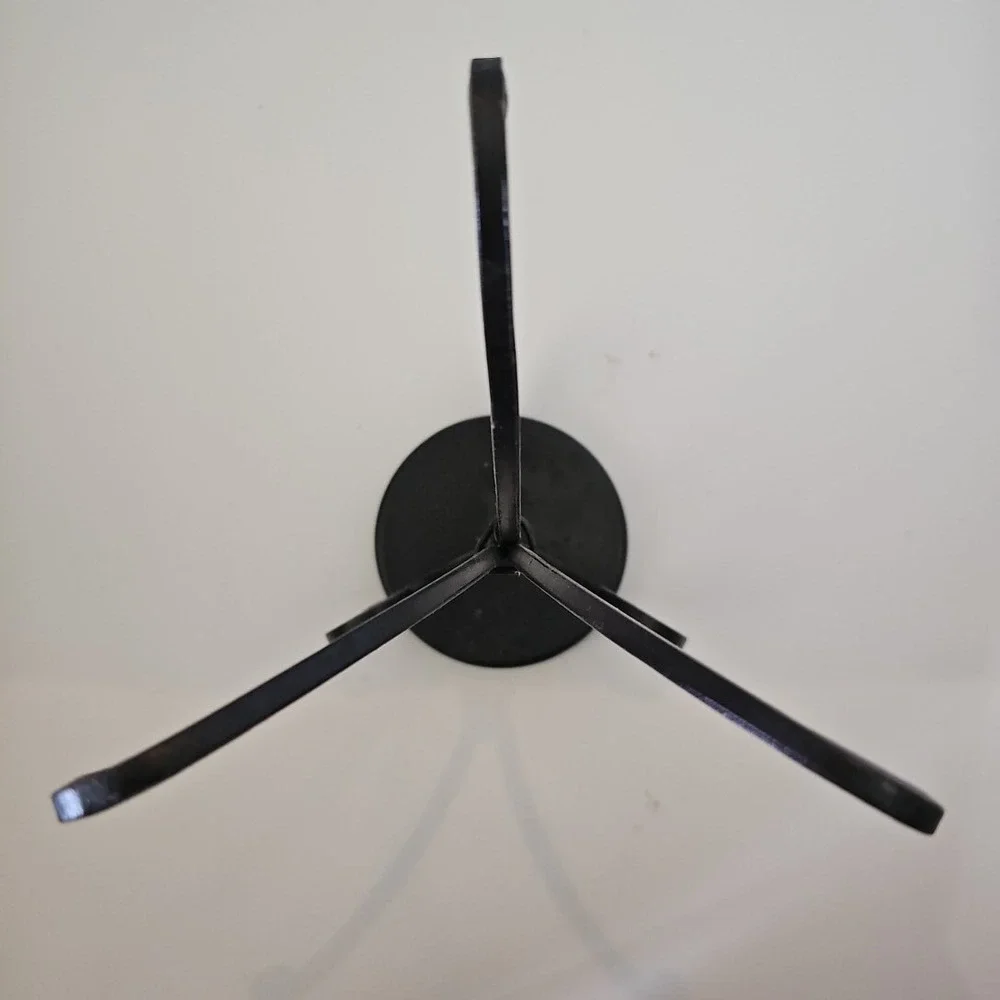 Candle‎ holder